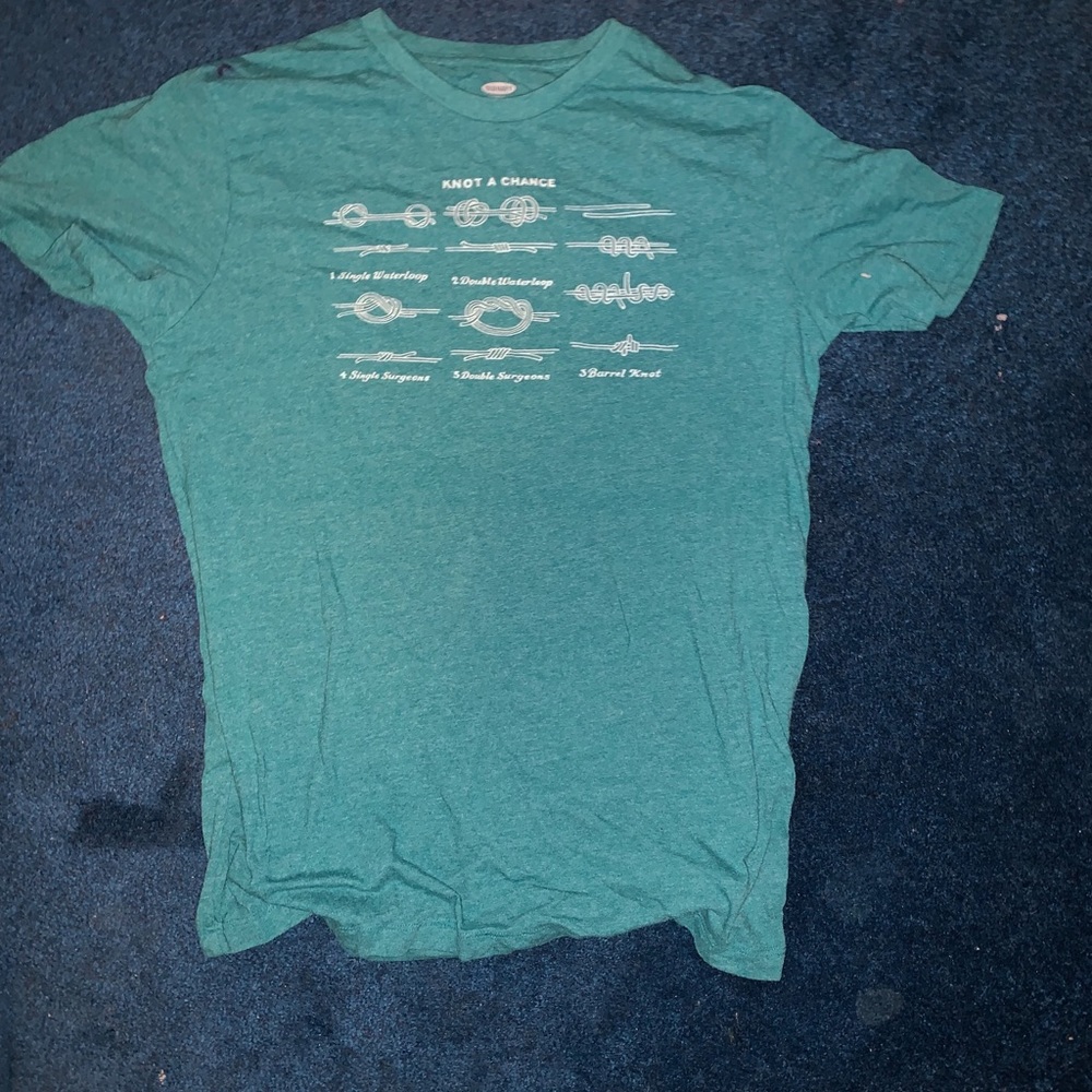 OLD NAVY MENS SHIRT ABOUT KNOTS